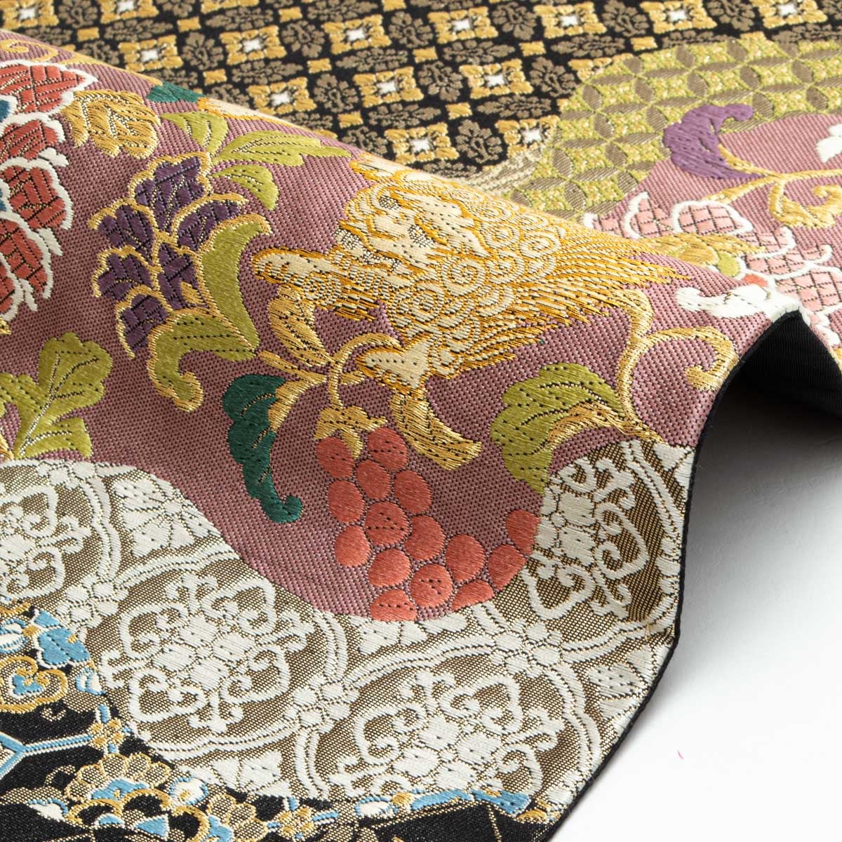 袋帯 唐獅子 牡丹 唐草 有職文様 金糸入り 西陣織 正絹 礼装用 | 中古
