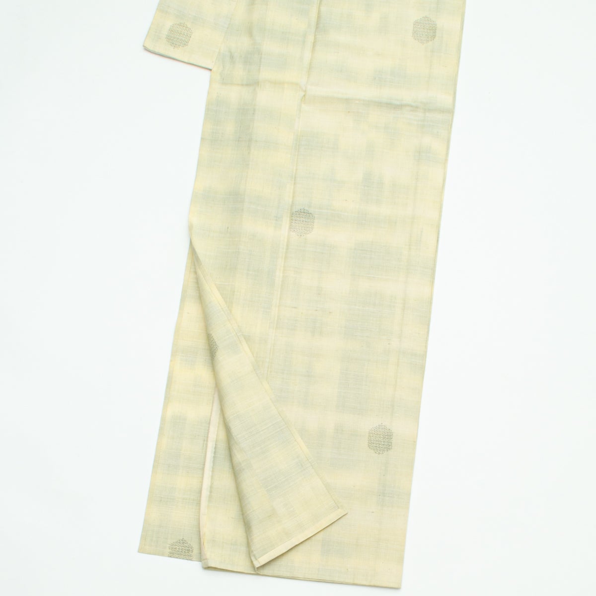 単衣】紬 亀甲絣 亀甲文 淡黄色 正絹 身丈：約158.5cm 裄：約65cm
