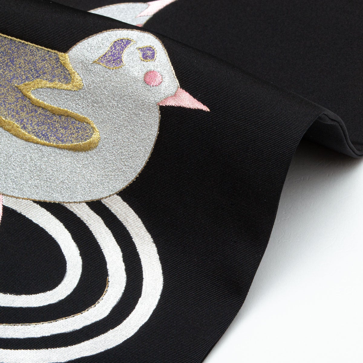 塩瀬】名古屋帯 友禅 刺繍 銀彩 番いの鳥の図 渦巻文 黒 正絹 九寸