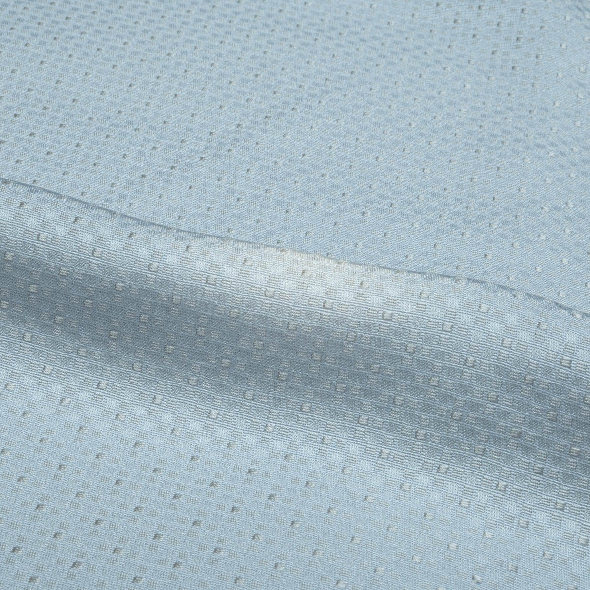 美品】飛び柄小紋 蛍暈し アイスブルー 正絹 袷 身丈：約159cm 裄：約