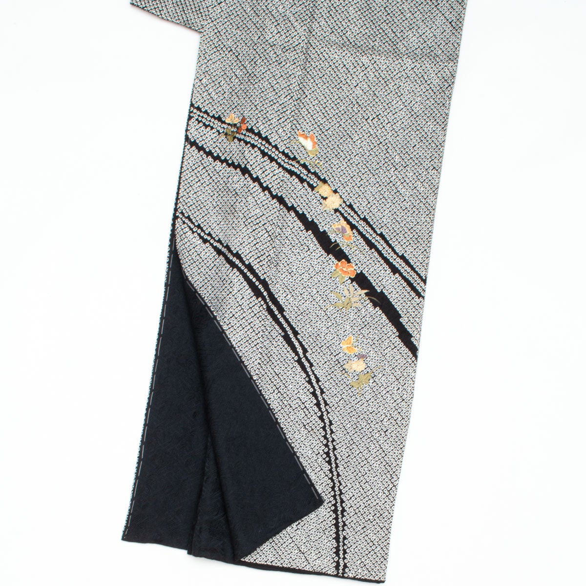 美品】訪問着 総絞り 刺繍 花文 黒 正絹 袷 身丈：約152cm 裄：約63cm