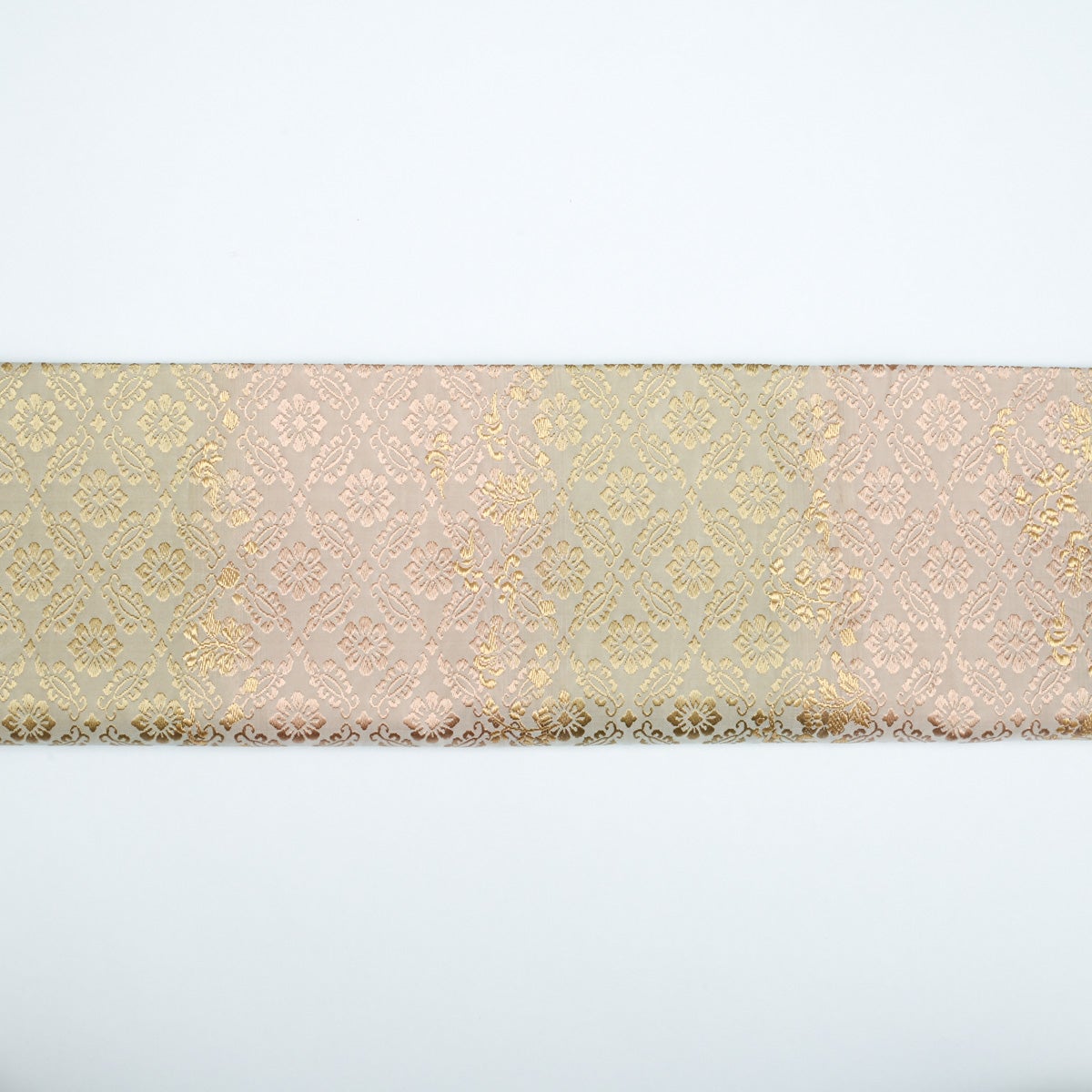 東京ますいわ屋誂品】袋帯 ゴールドシルク 有職文様小葵 段変り 花菱文