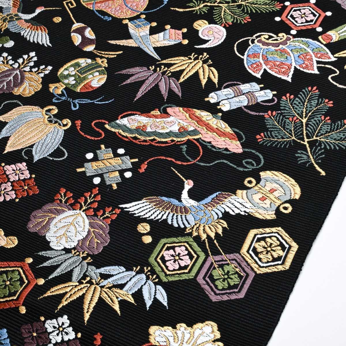 未使用品】袋帯 唐織 招福 宝尽し文 黒 マルチカラー 金糸入り 西陣織